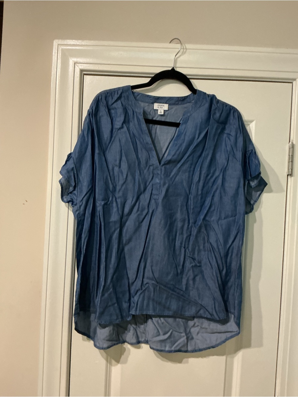 crown & ivy Blue V-Neck Short Sleeve Tunic
